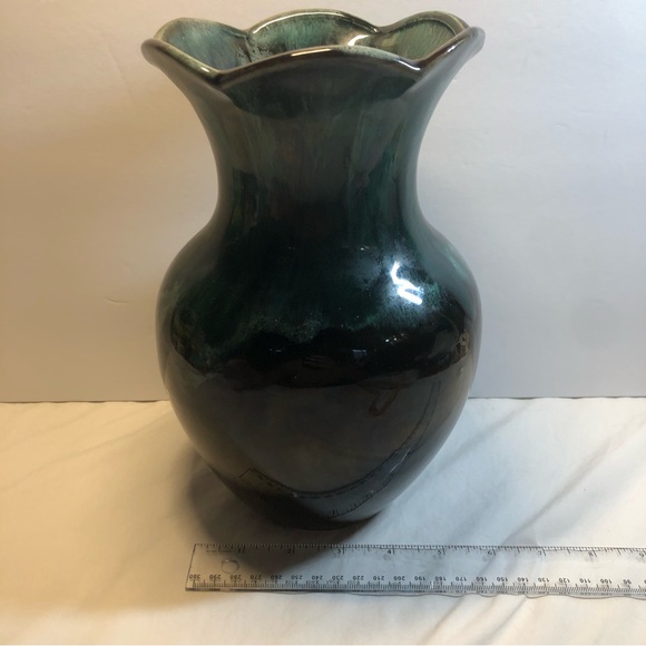 Vintage Blue MountIn Pottery Vase 10” - Picture 9 of 9